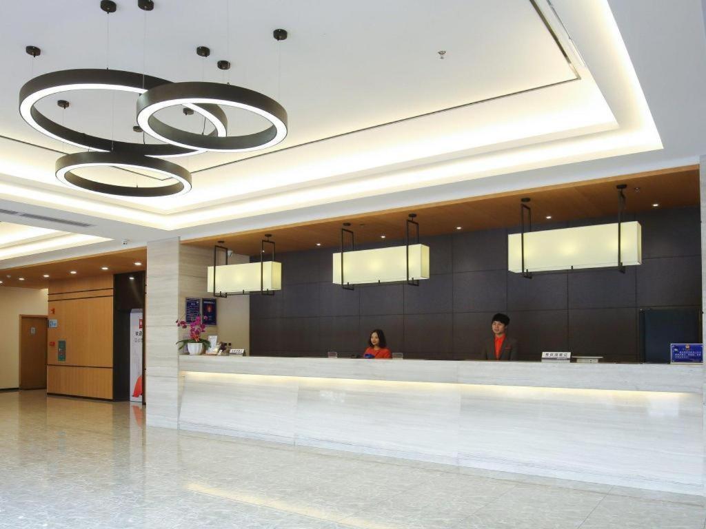 Ibis Dongguan Dongcheng Hotel Exterior foto