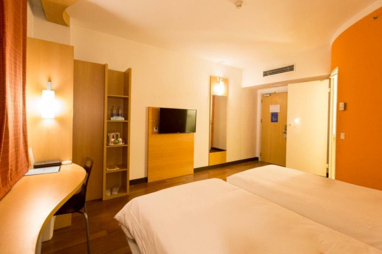 Ibis Dongguan Dongcheng Hotel Exterior foto