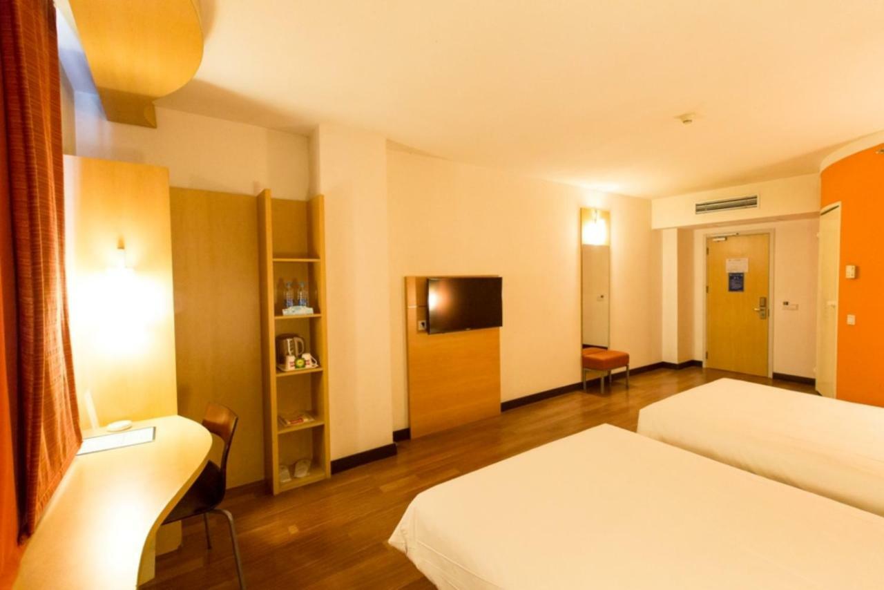 Ibis Dongguan Dongcheng Hotel Exterior foto